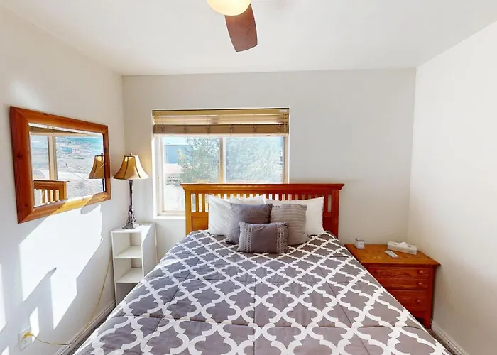 Red Cliff Condos #1H